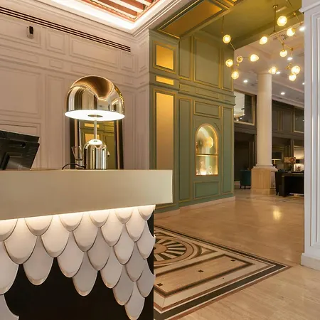 Eugenia De Montijo, Autograph Collection Hotel