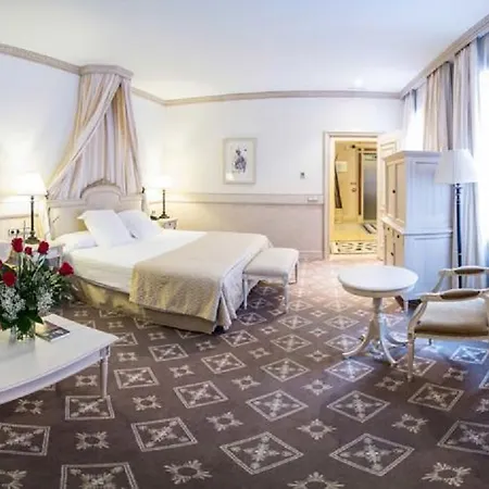 Eugenia De Montijo, Autograph Collection Hotel